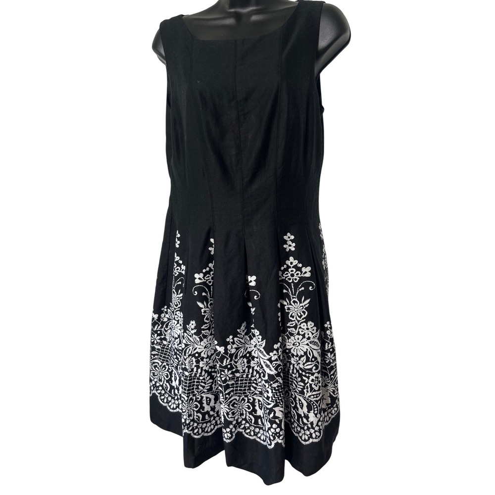 Leslie Fay Black Cotton Floral Embroidered Fit Flare Dress Square Neck Size 10